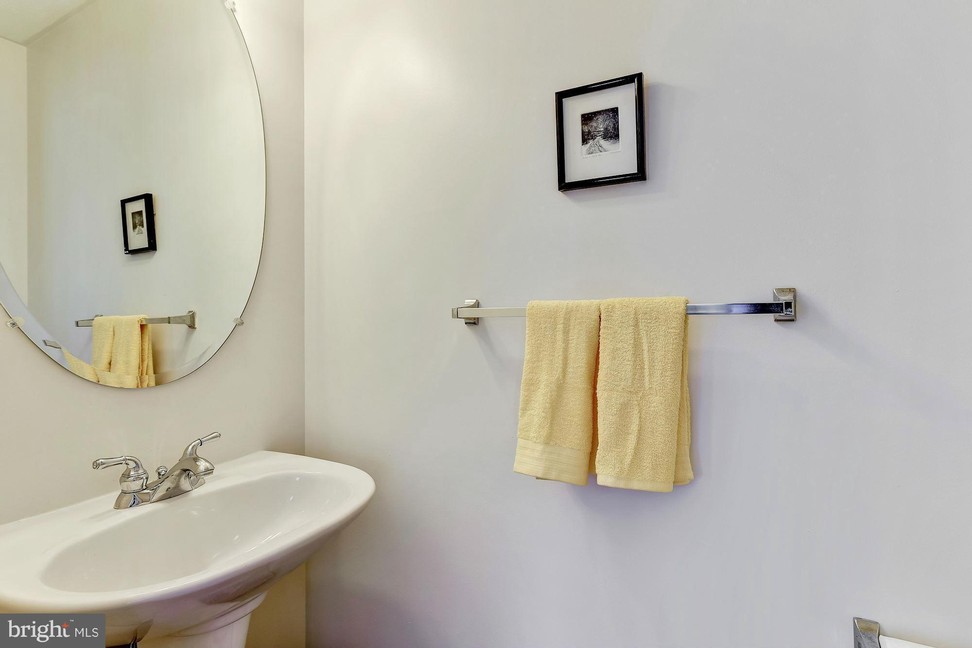 9869 Decatur Road Baltimore, MD 21220 - Photo 4 of 25 Powder Room