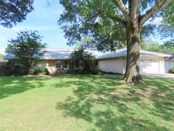 $819,000 | 7555 Pine Valley Lane, Seminole, FL 33776