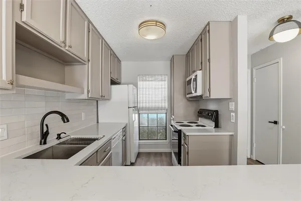 $175,000 | 7429 Kingswood Drive, Fort Worth, TX 76133