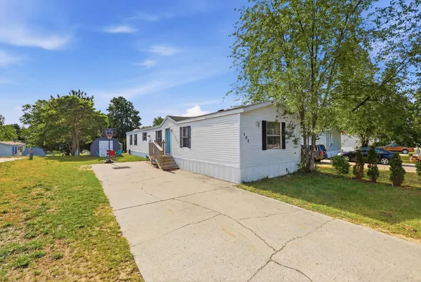 $65,000 | 3611 Butternut Drive, Unit 268, Holland, MI 49424