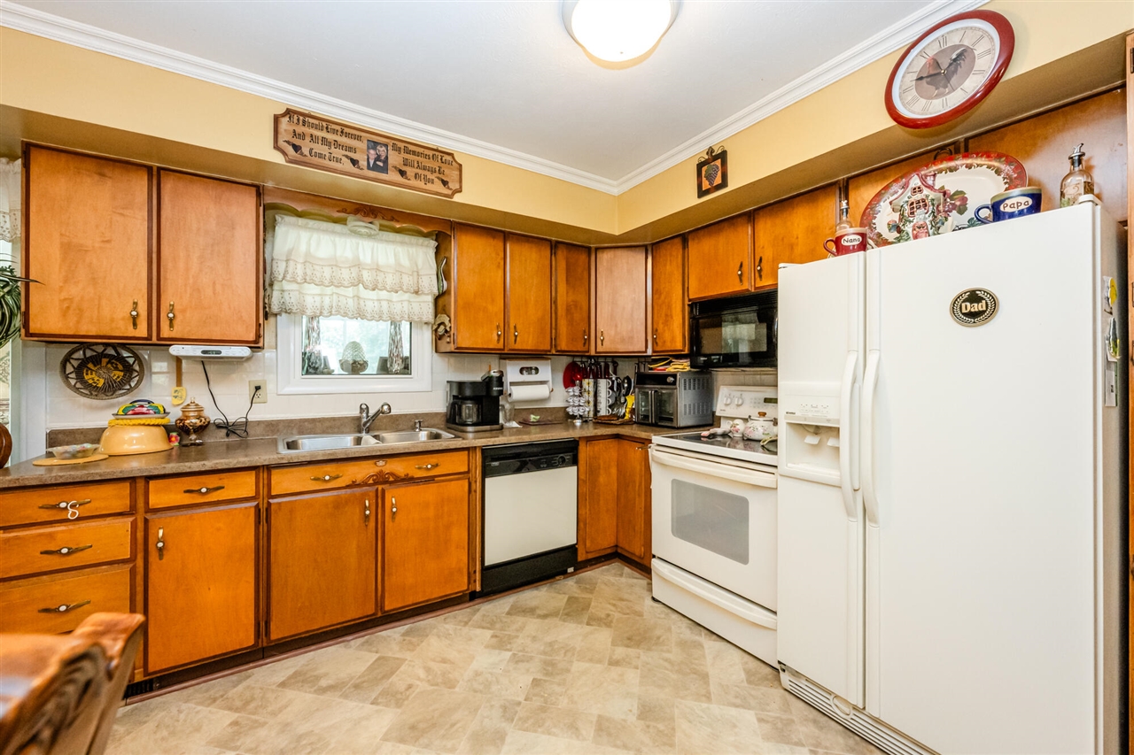 1155 South Bainbridge Center Road Benton Harbor, MI 49022 - Photo 27 of 47