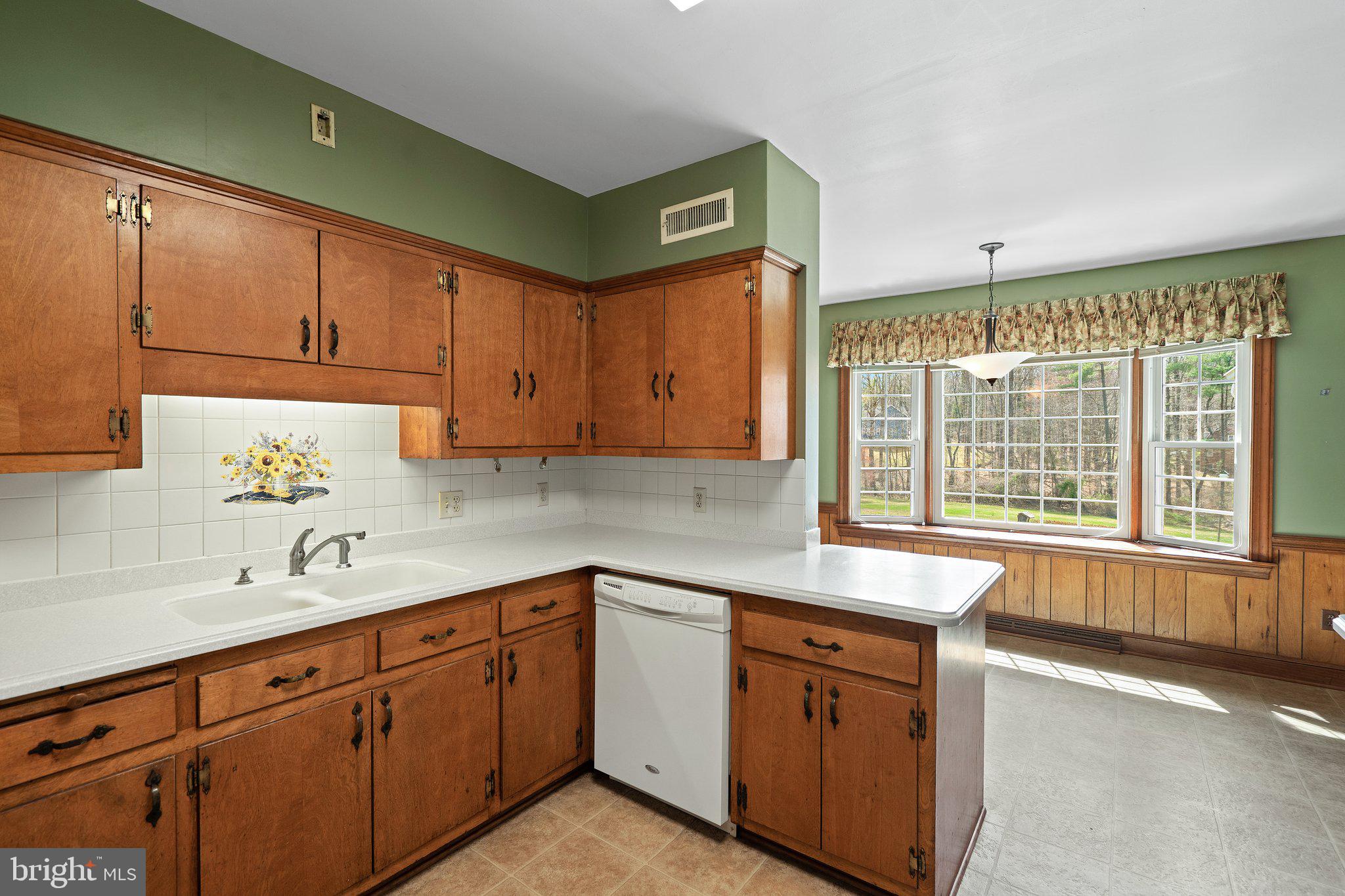 10328 Walker Road Culpeper, VA 22701 - Photo 16 of 79 Kitchen, original solid wood cabinets