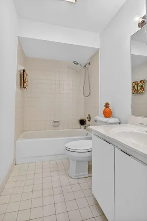 $3,950 | 661 Hollows Circle, Deerfield Beach, FL 33442