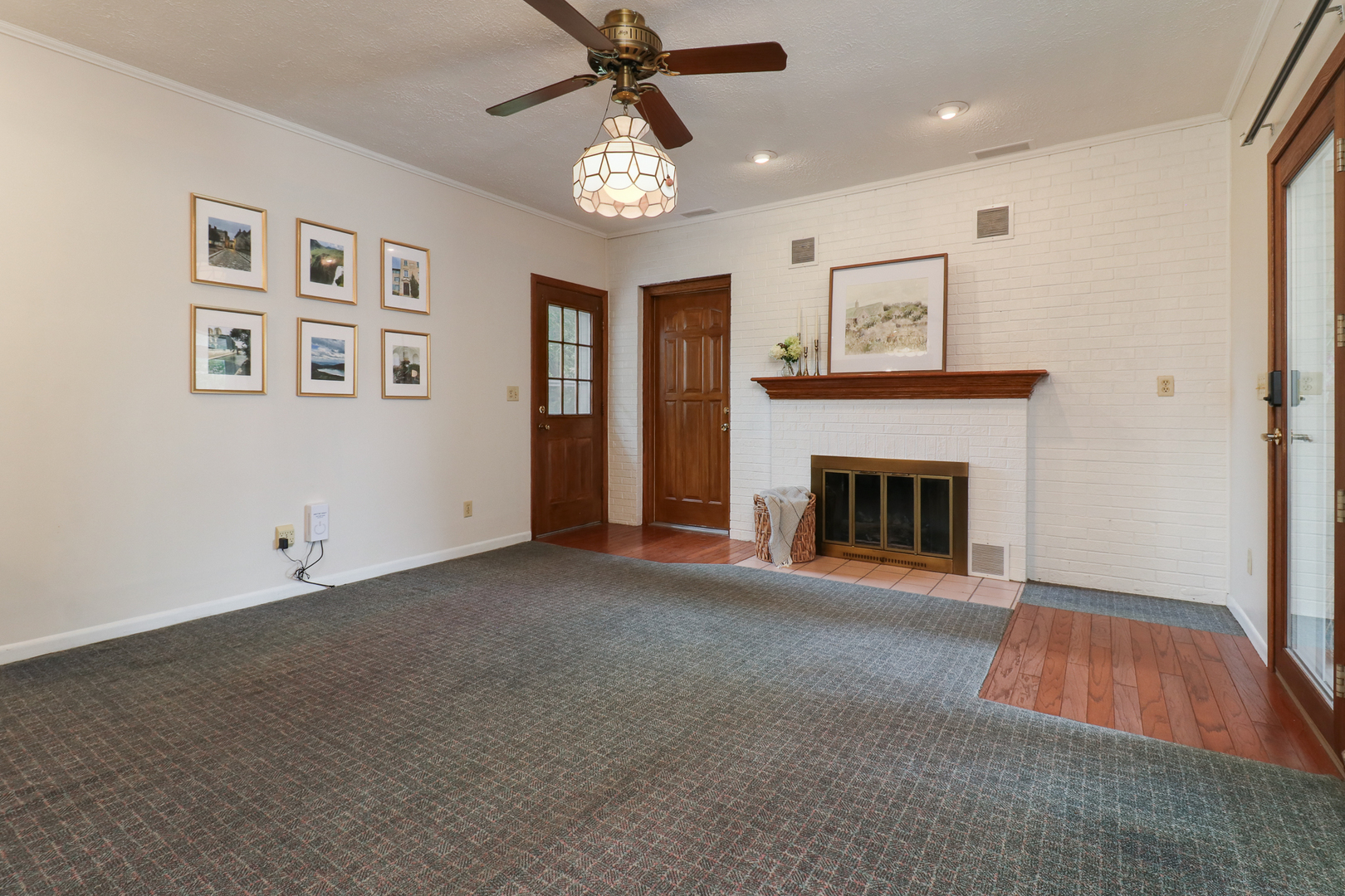 916 Parmon Road Bloomington, IL 61701 - Photo 5 of 29 Gallery Image 5
