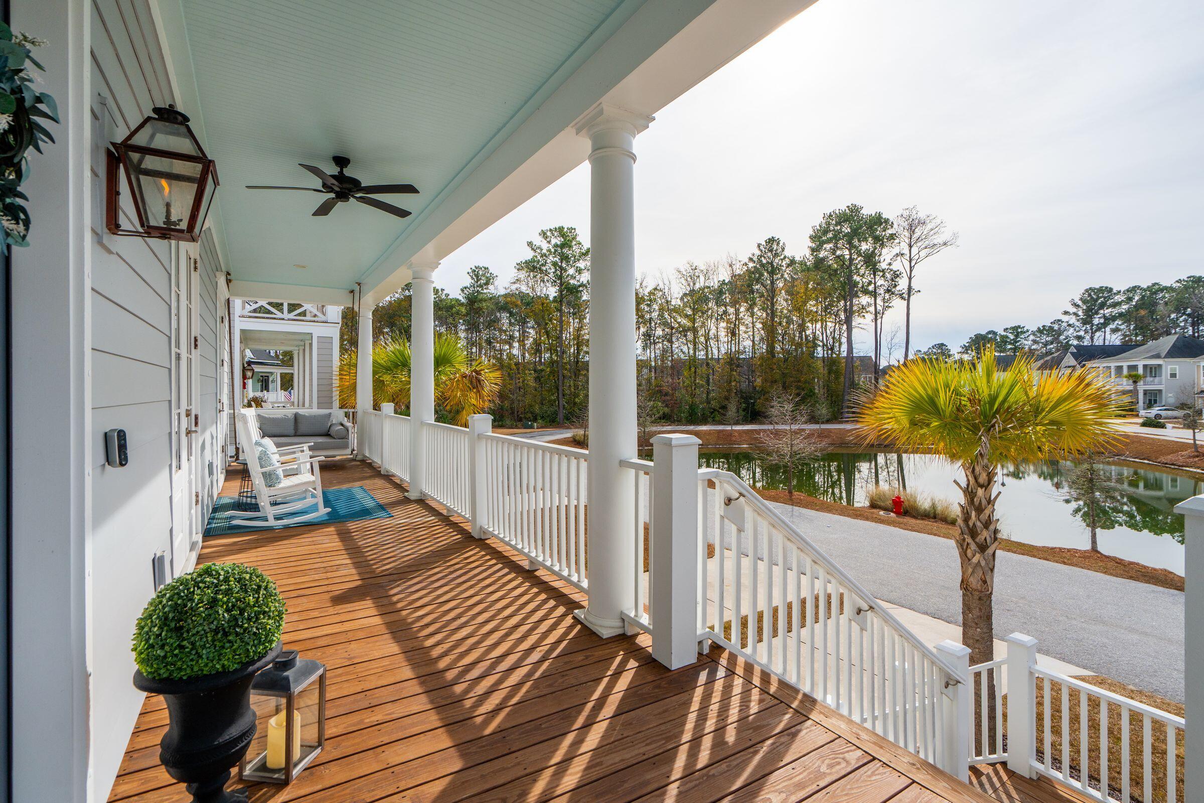 2838 Dragonfly Cir Mount Mount Pleasant, SC 29466 - Photo 4 of 95 2838DragonflyCir-KeenEyeMarketing-007