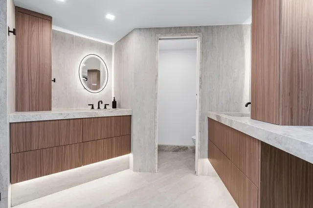 $3,500,000 | 1551 North Flagler Drive, Unit 1501, West Palm Beach, FL 33401