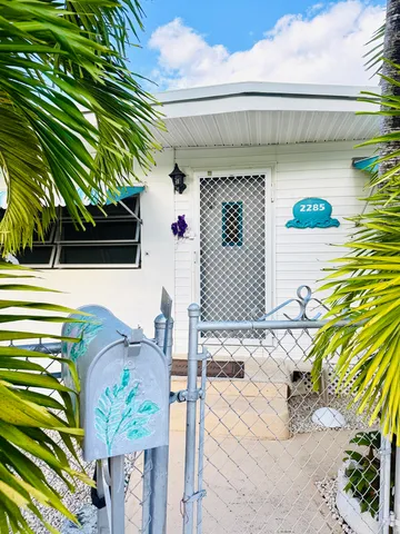 a picture of a outdoor space