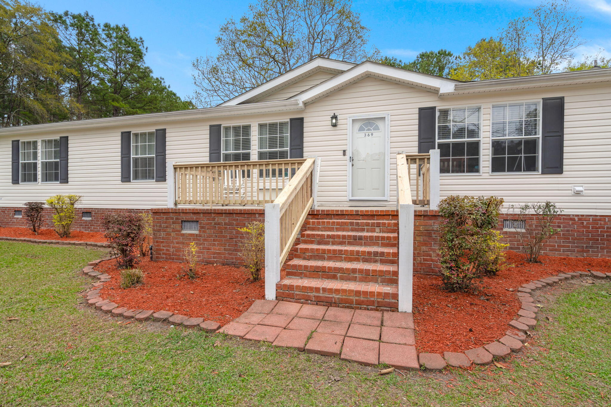 369 Gurney Kay Lane St. Stephen, SC 29479 - Photo 5 of 45 6