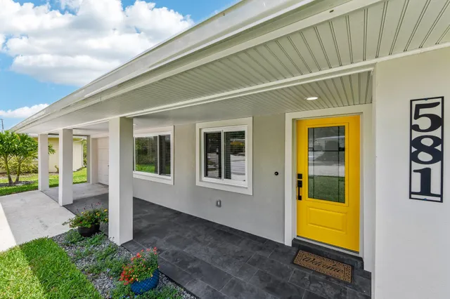 $599,982 | 581 Hillside Court, Melbourne, FL 32935