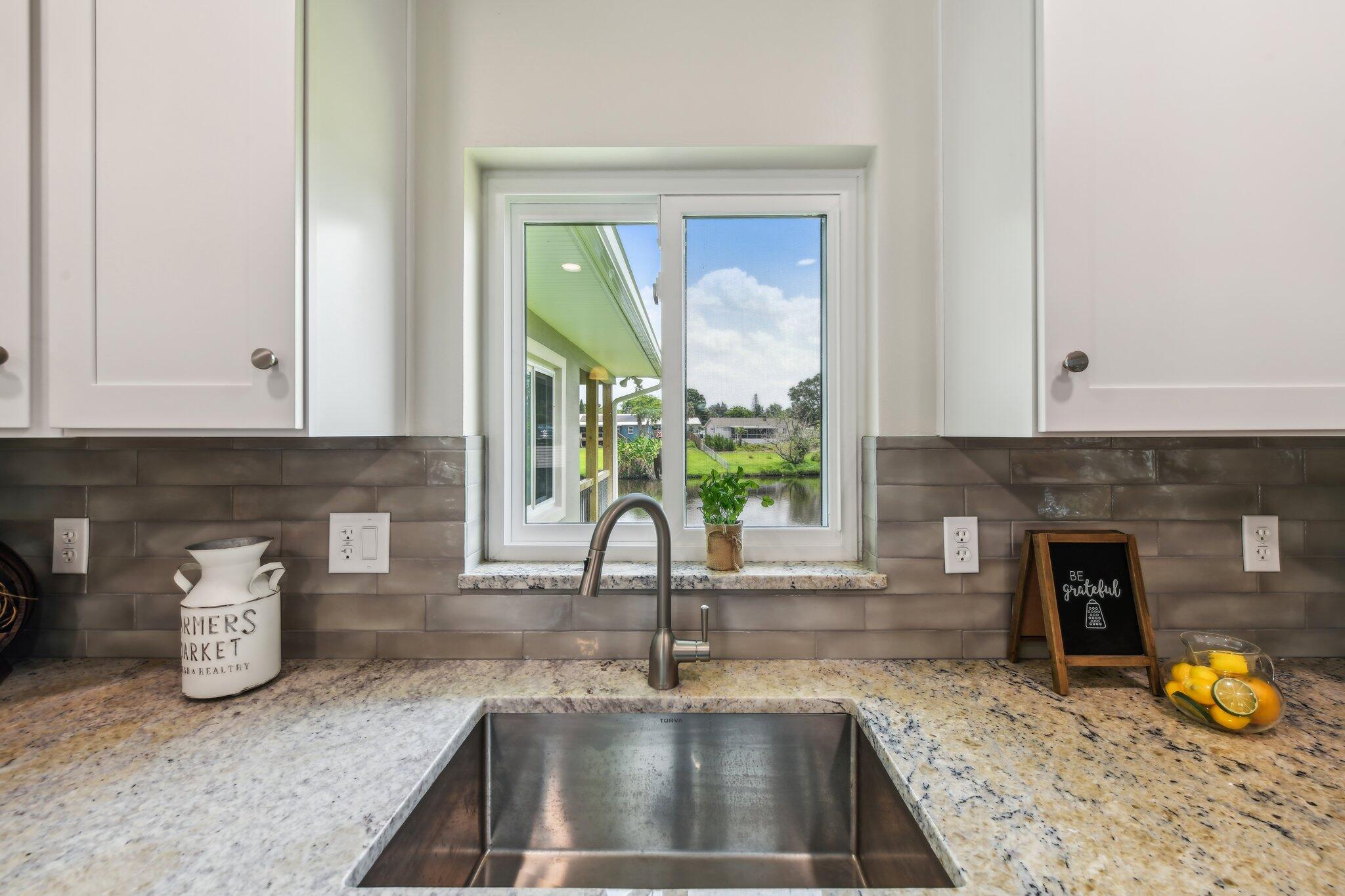 581 Hillside Court Melbourne, FL 32935 - Photo 20 of 46 Kitchen
