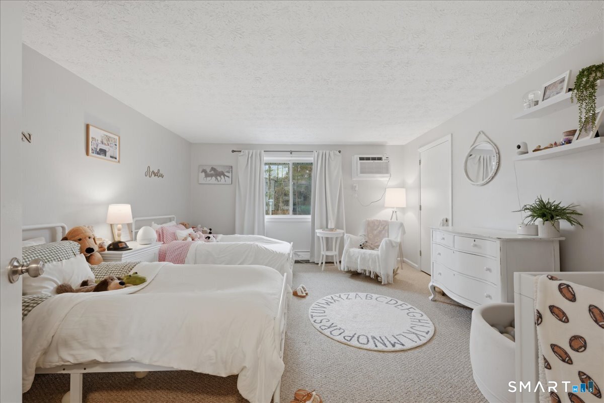 300 Meridian Street, Unit H Groton, CT 06340 - Photo 16 of 21