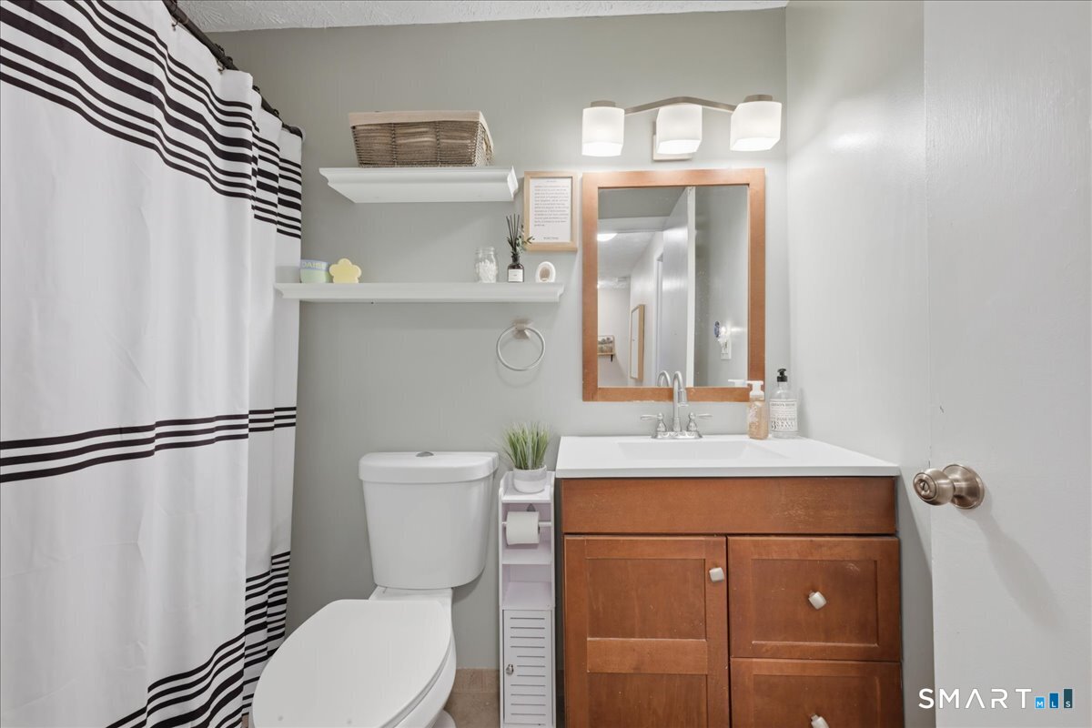 300 Meridian Street, Unit H Groton, CT 06340 - Photo 20 of 21