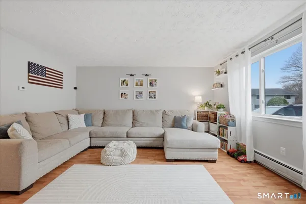 $229,000 | 300 Meridian Street, Unit H, Groton, CT 06340