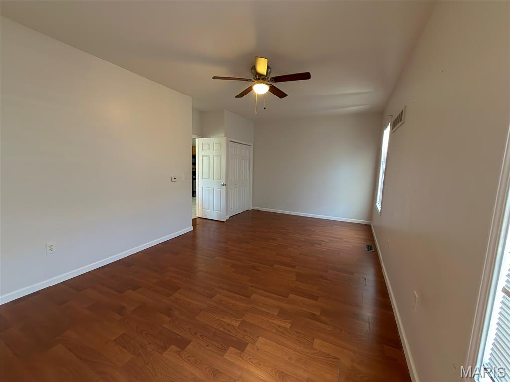 2217 Locust Avenue Alton, IL 62002 - Photo 5 of 9