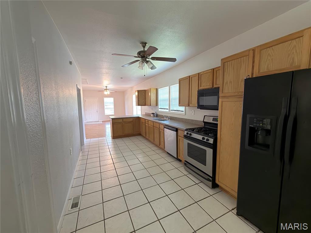 2217 Locust Avenue Alton, IL 62002 - Photo 8 of 9
