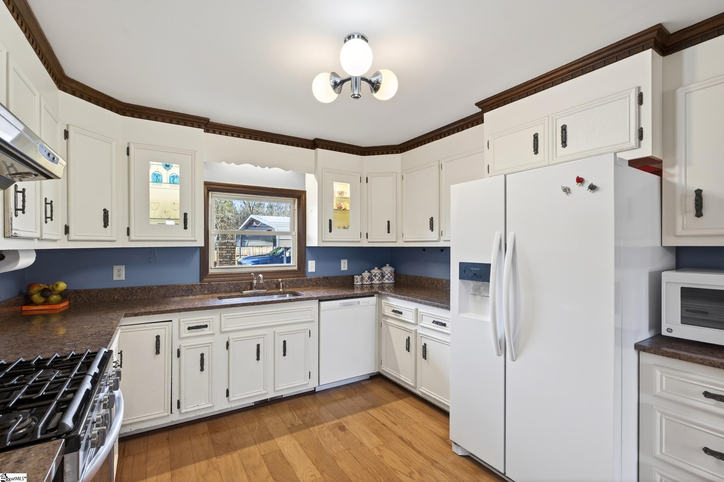 160 Ballard Road Pelzer, SC 29669 - Photo 12 of 48