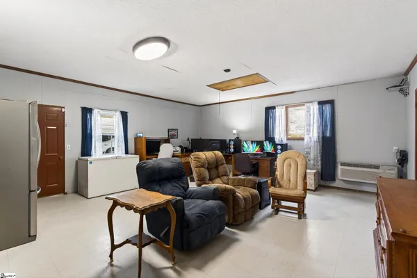 $689,000 | 160 Ballard Road, Pelzer, SC 29669