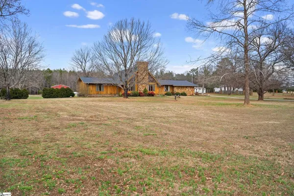 $689,000 | 160 Ballard Road, Pelzer, SC 29669