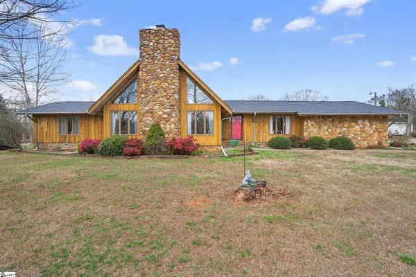 $689,000 | 160 Ballard Road, Pelzer, SC 29669