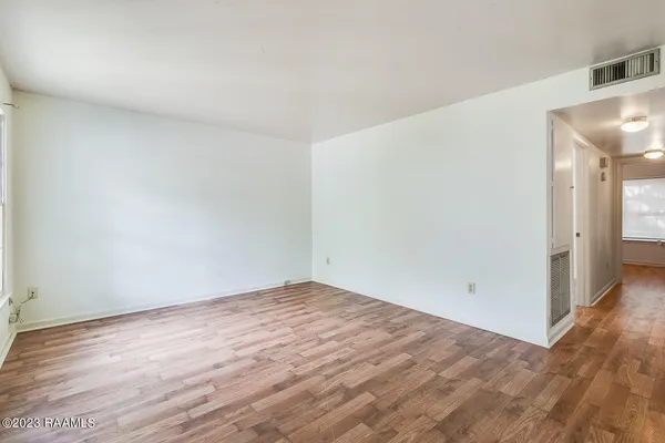 $975 | 119 Juliette Place, Unit 5, Lafayette, LA 70506