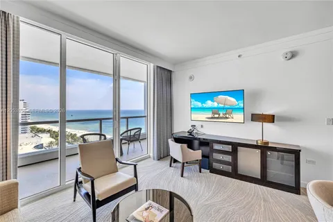 $1,750,000 | 4391 Collins Avenue, Unit 1707, Miami Beach, FL 33140
