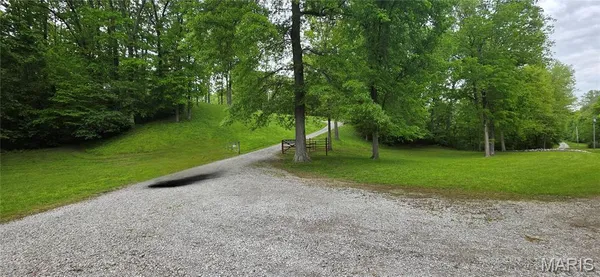 $350,000 | 245 Flat Rock Lane, Ava, IL 62907