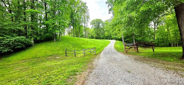 $350,000 | 245 Flat Rock Lane, Ava, IL 62907