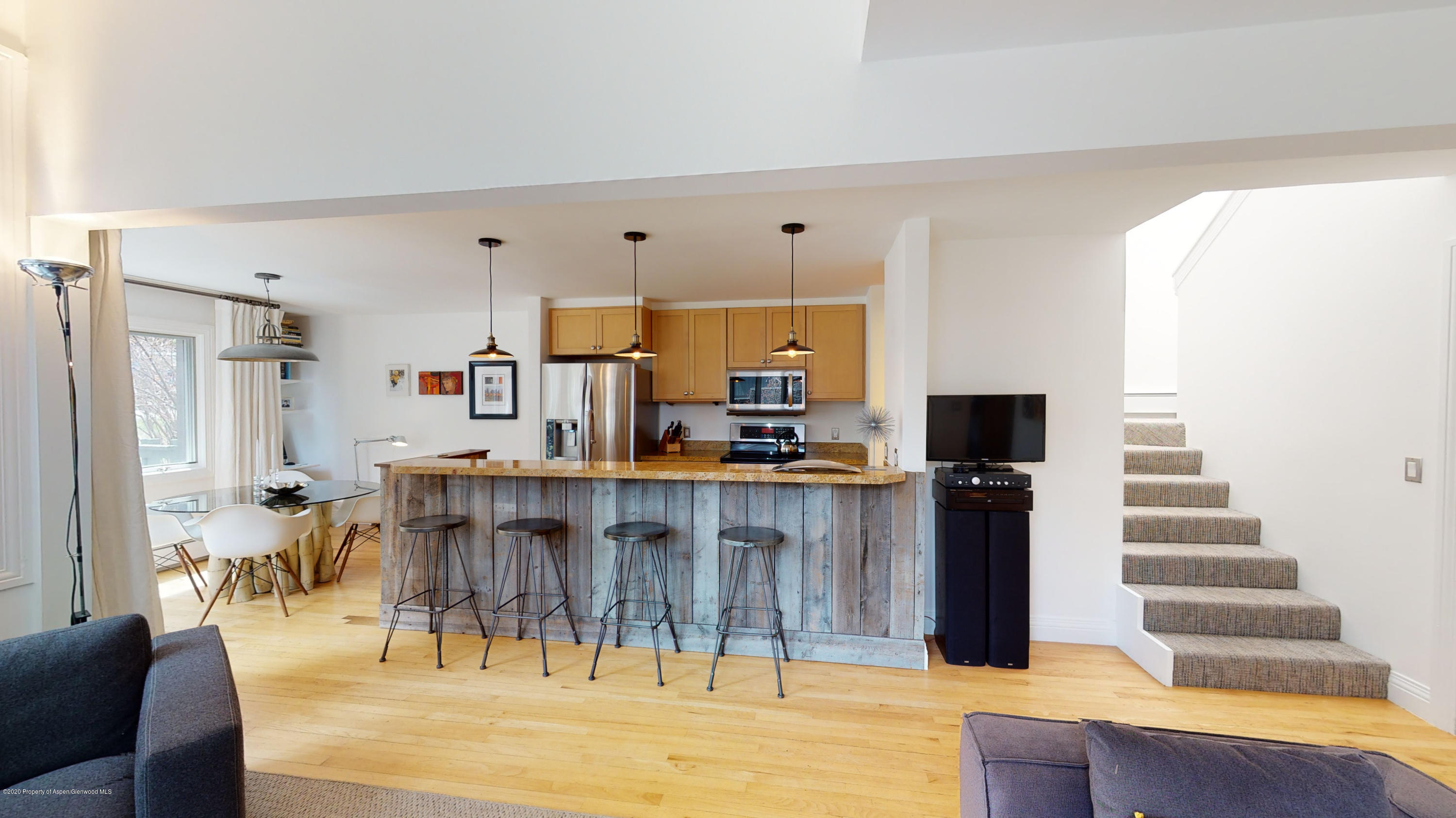 153 Meadow Ranch Road Snowmass Village, CO 81615 - Photo 3 of 28 153-Meadow-Ranch-Rd-1238-ft2-2-Bed-15-Ba