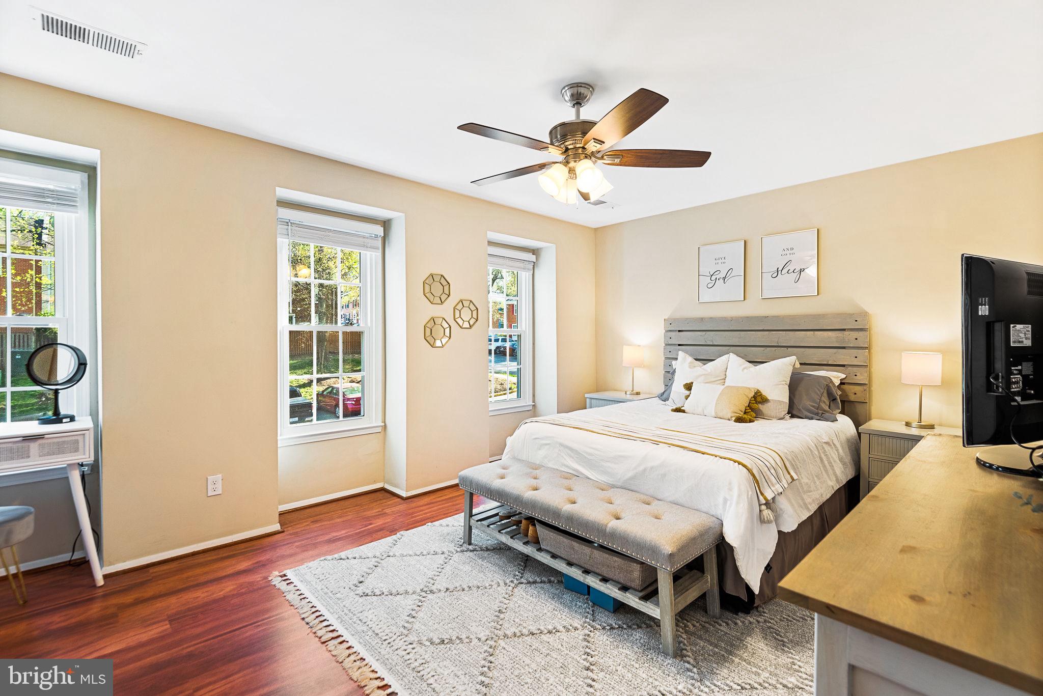 2314 Horseferry Court Reston, VA 20191 - Photo 12 of 37