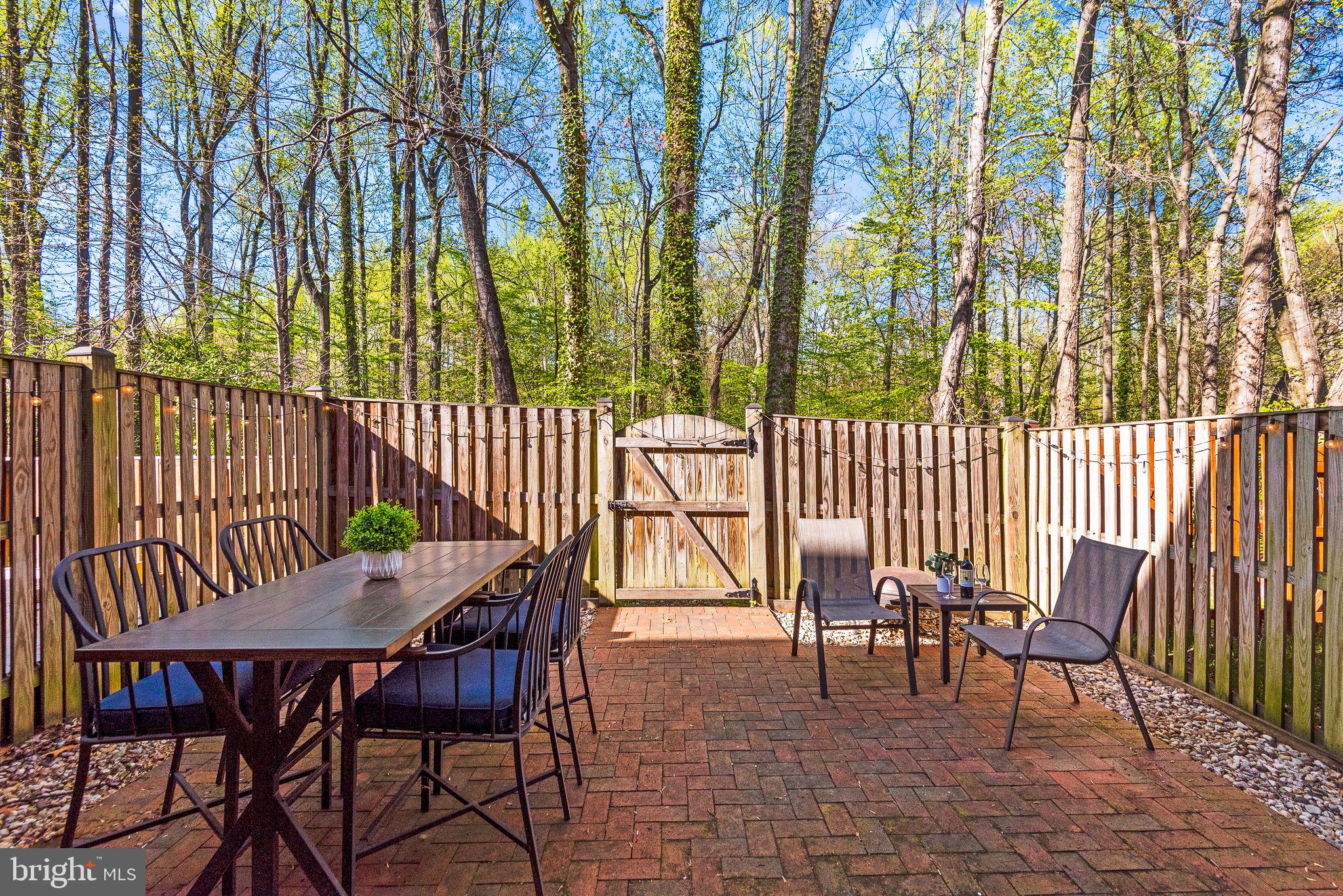 2314 Horseferry Court Reston, VA 20191 - Photo 22 of 37