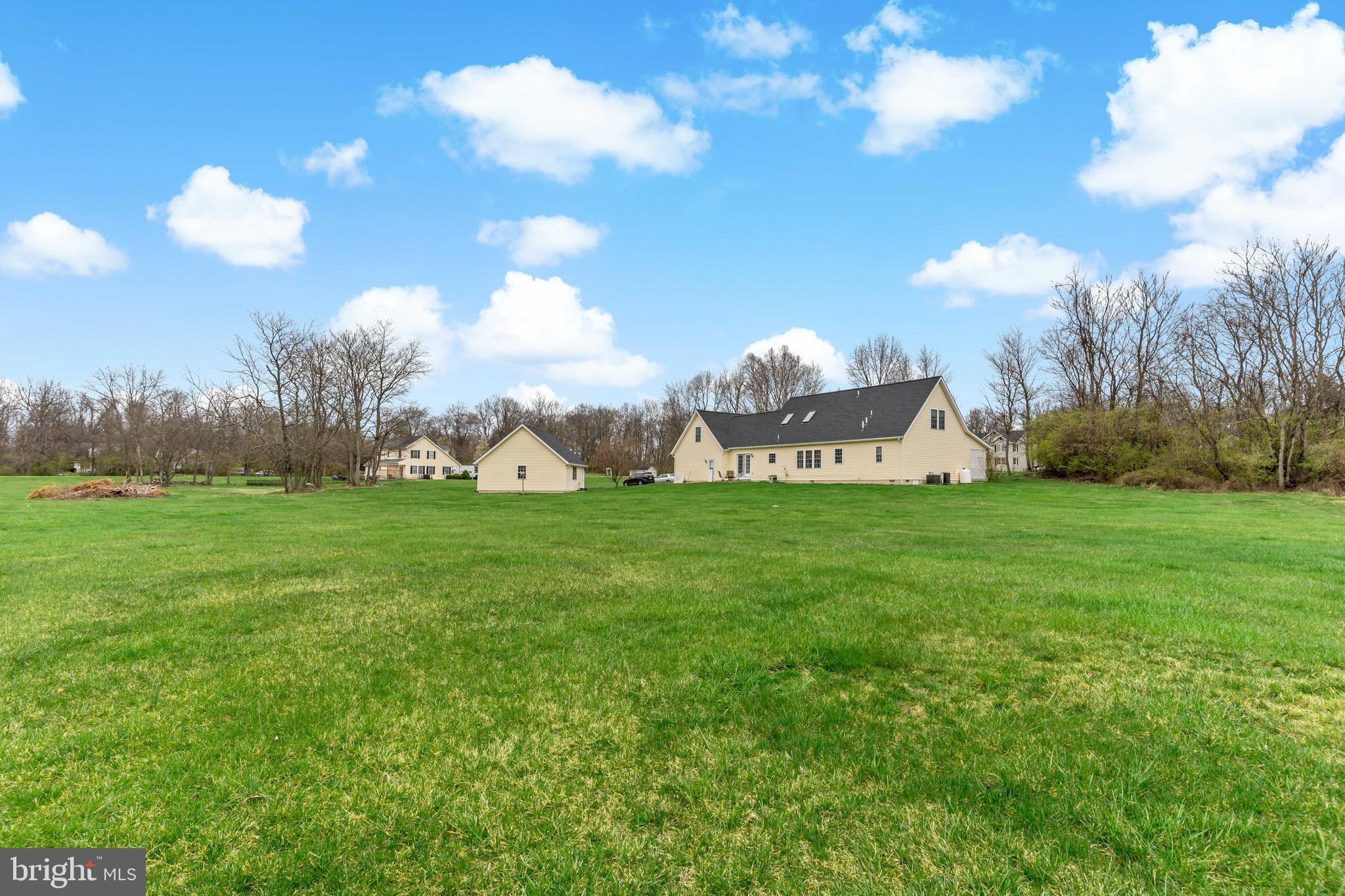 217 Doe Run Road Inwood, WV 25428 - Photo 8 of 39 Gallery Image 8