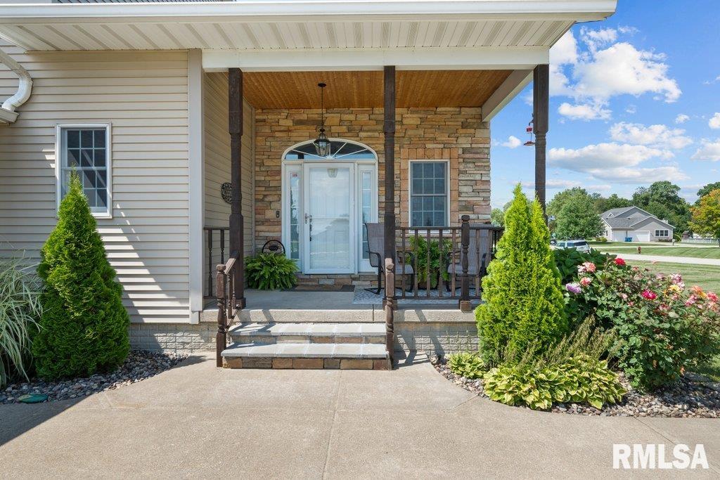 2103 Timber Ridge Drive Port Byron, IL 61275 - Photo 13 of 48