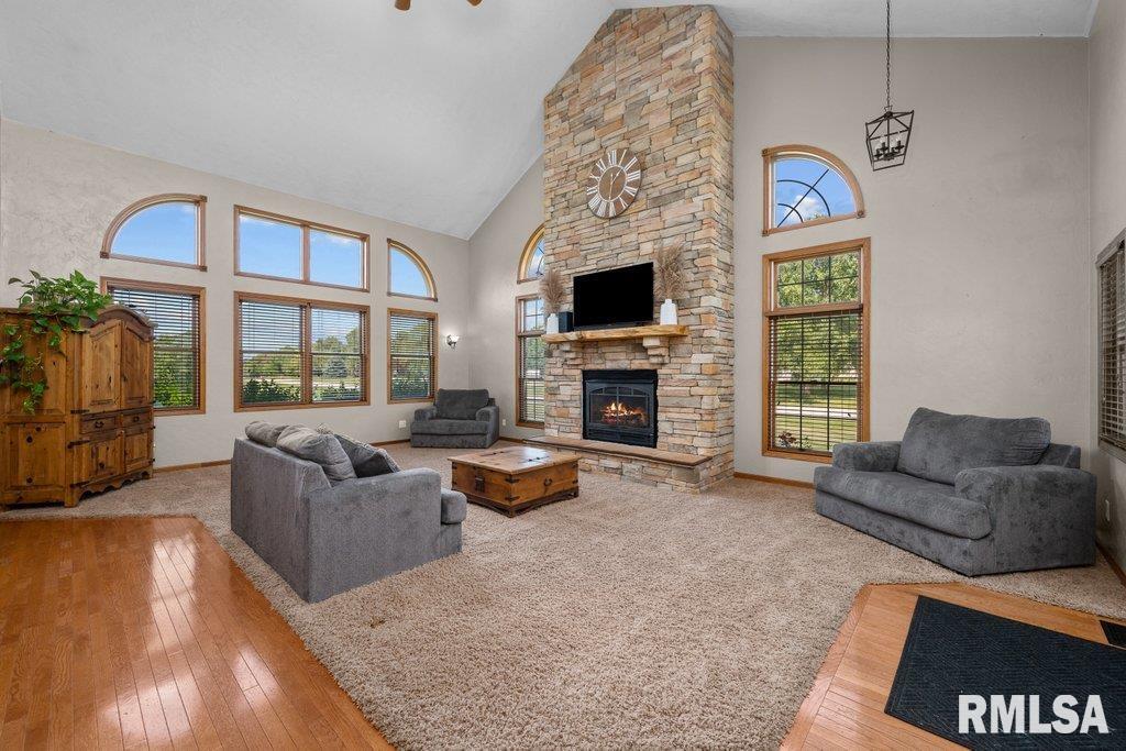 2103 Timber Ridge Drive Port Byron, IL 61275 - Photo 15 of 48