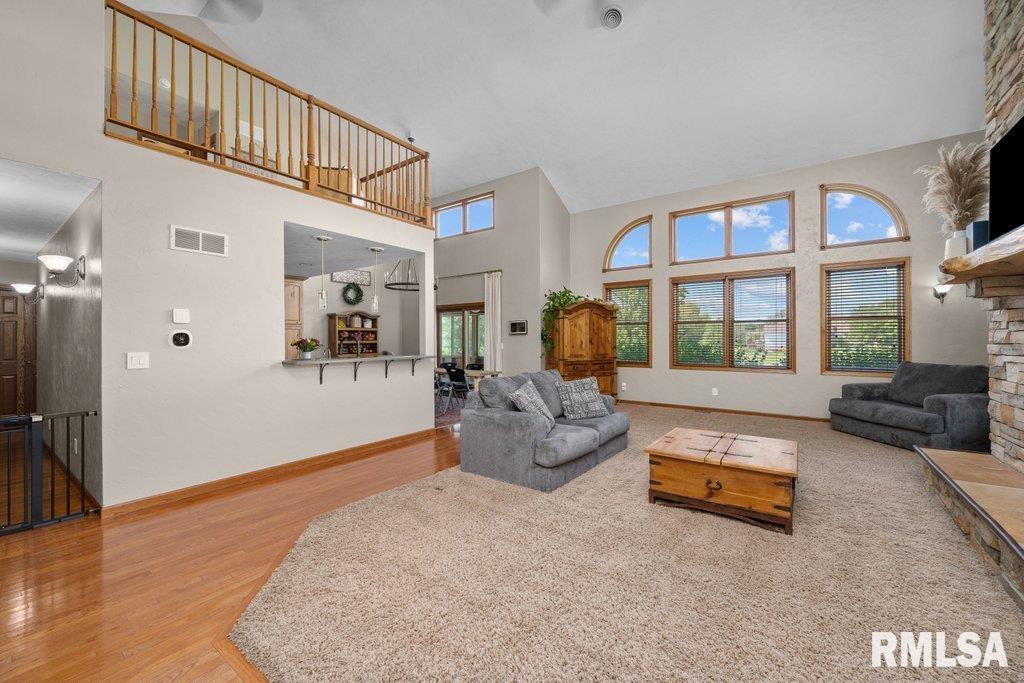 2103 Timber Ridge Drive Port Byron, IL 61275 - Photo 17 of 48