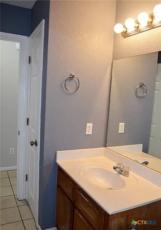 $1,050 | 305 Bermuda Street, Unit B, Copperas Cove, TX 76522