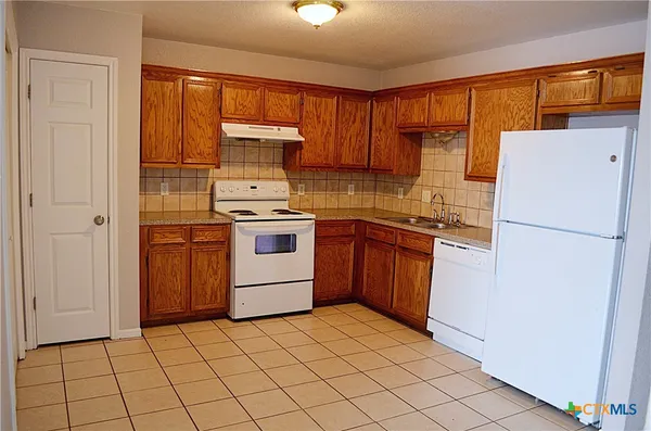 $1,050 | 305 Bermuda Street, Unit B, Copperas Cove, TX 76522
