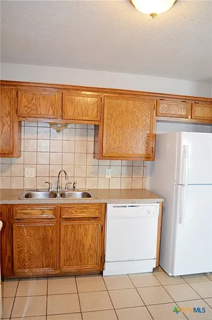 $1,050 | 305 Bermuda Street, Unit B, Copperas Cove, TX 76522