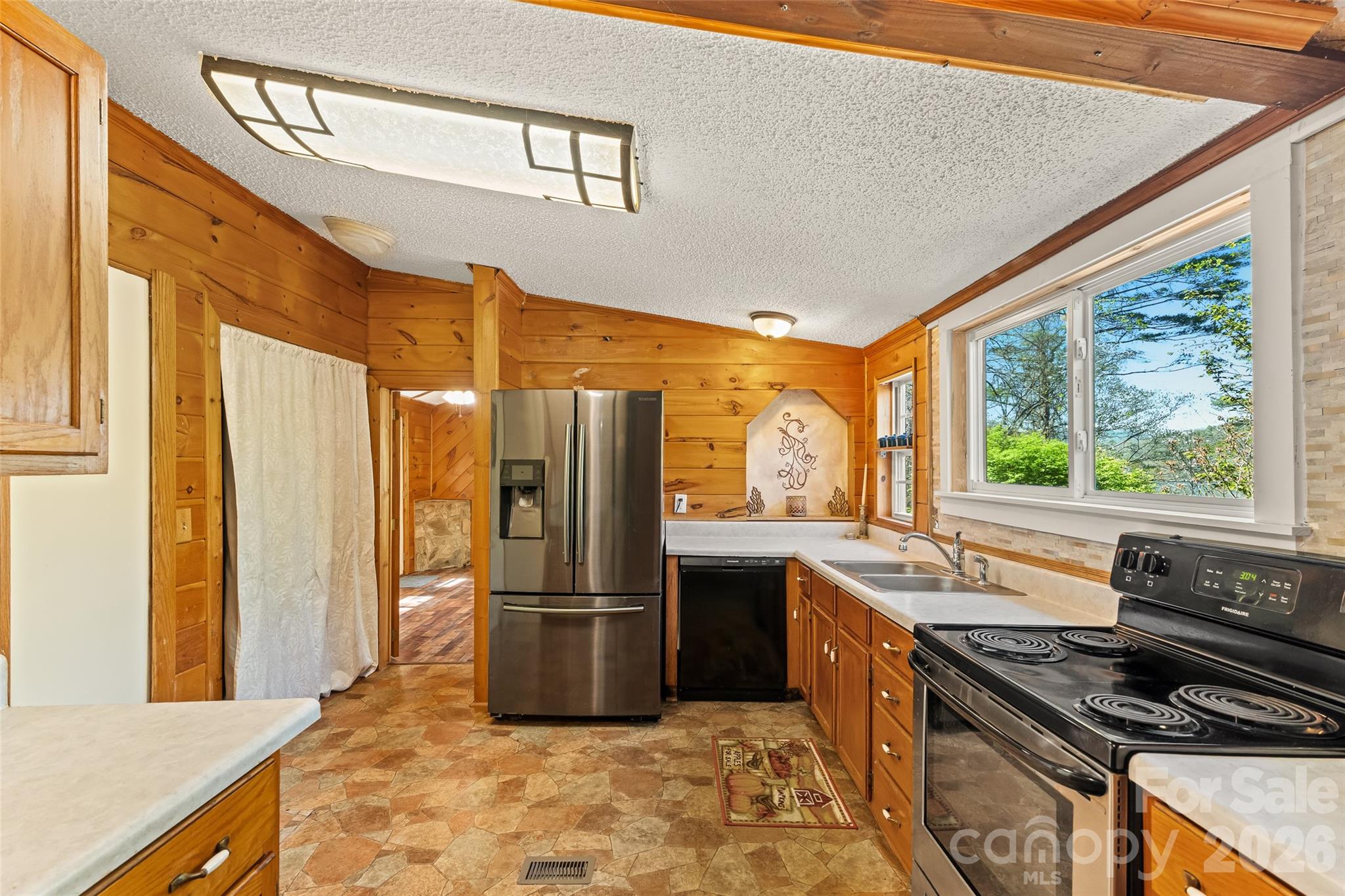 19 Timbers Edge Lane Fairview, NC 28730 - Photo 11 of 31