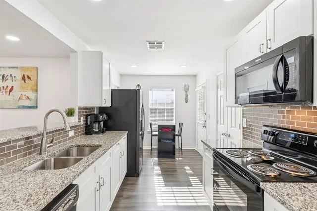 $2,100 | 1301 Florence Street, McKinney, TX 75069