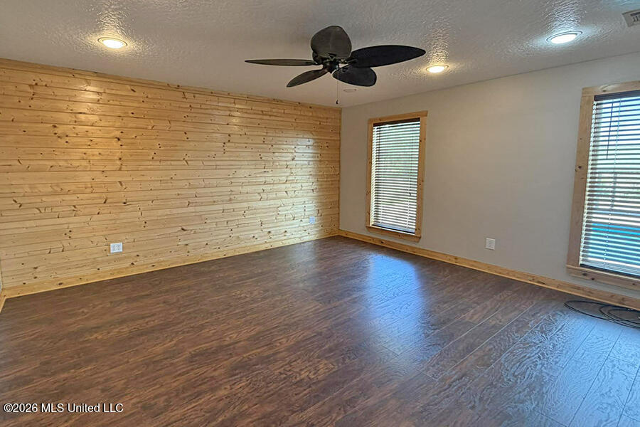 65 Mitchell Road Leakesville, MS 39451 - Photo 15 of 66 2 (8)