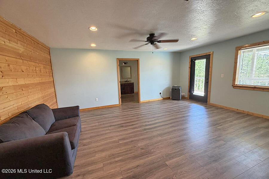 65 Mitchell Road Leakesville, MS 39451 - Photo 37 of 66 5 (6)
