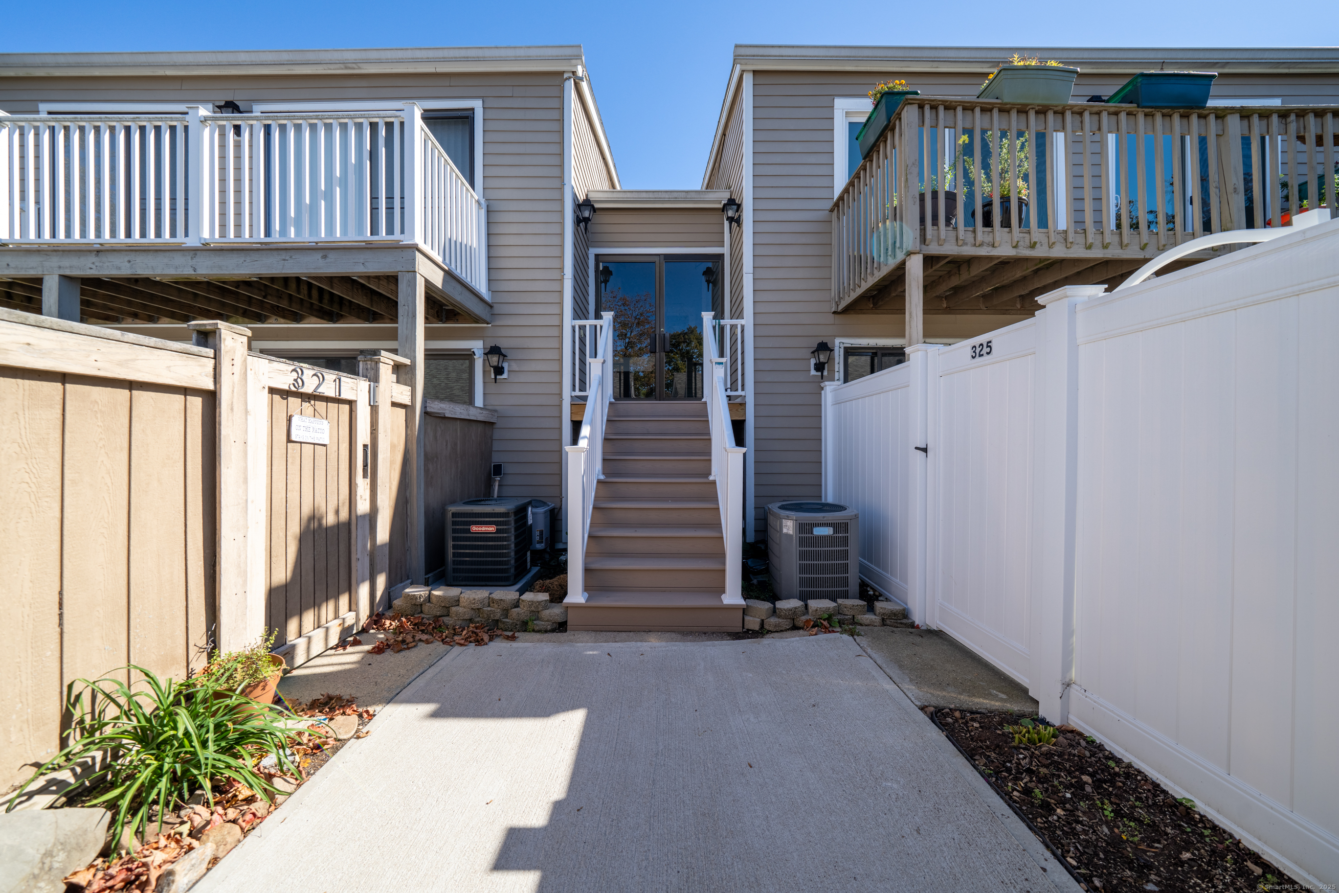 323 Walden Green Road, Unit 323 Branford, CT 06405 - Photo 18 of 21