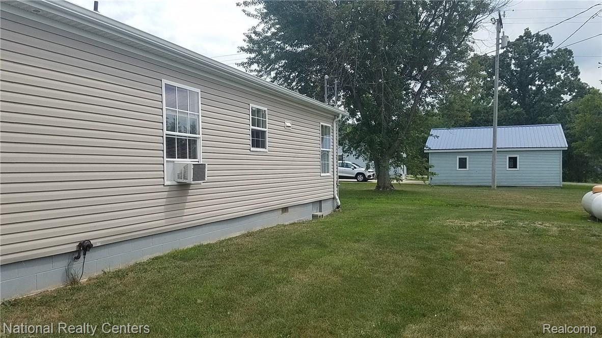 1234 Morris Road Lapeer, MI 48446 - Photo 4 of 30 Rear of home