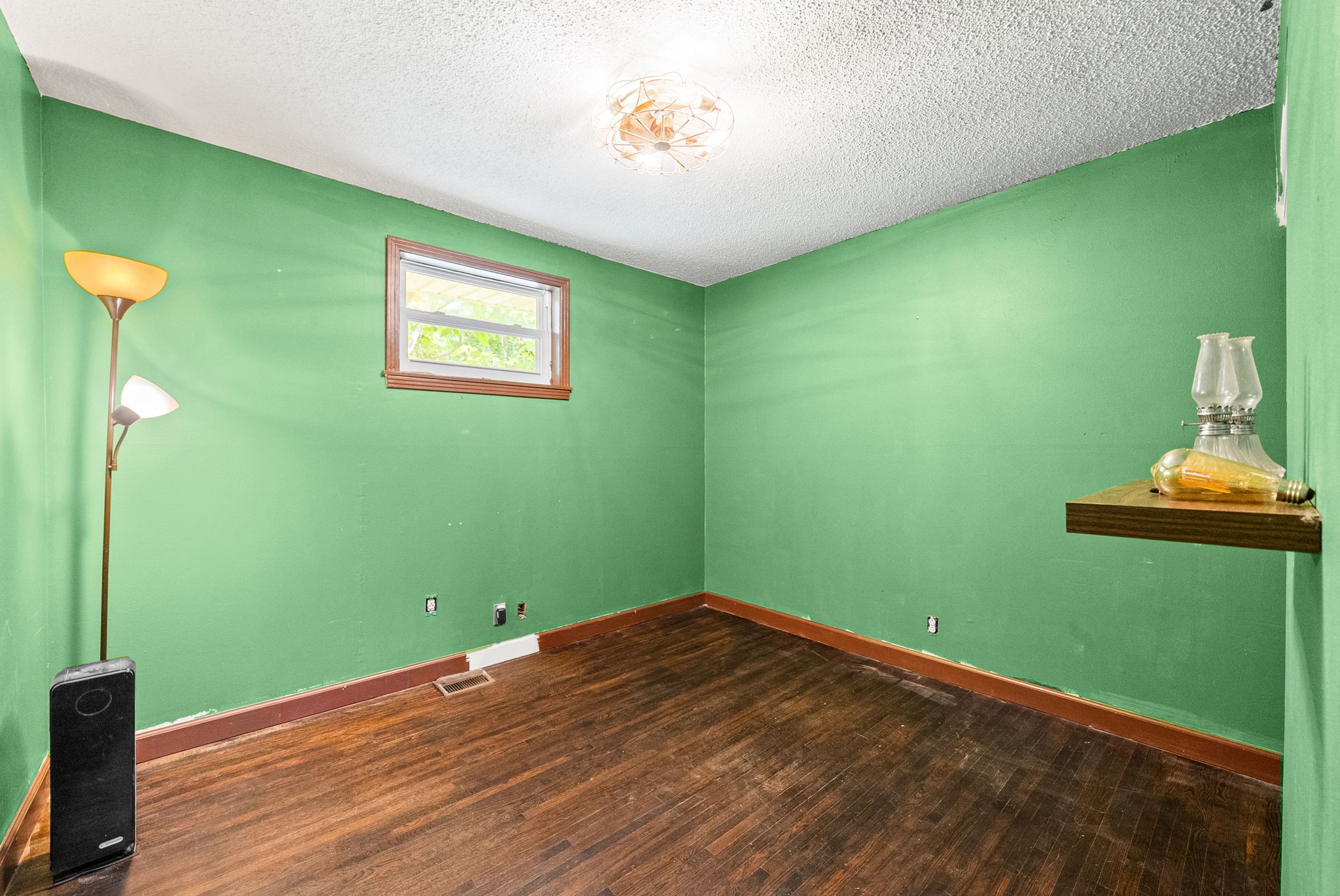1011 Issac Clifton Road Chapmansboro, TN 37035 - Photo 21 of 34