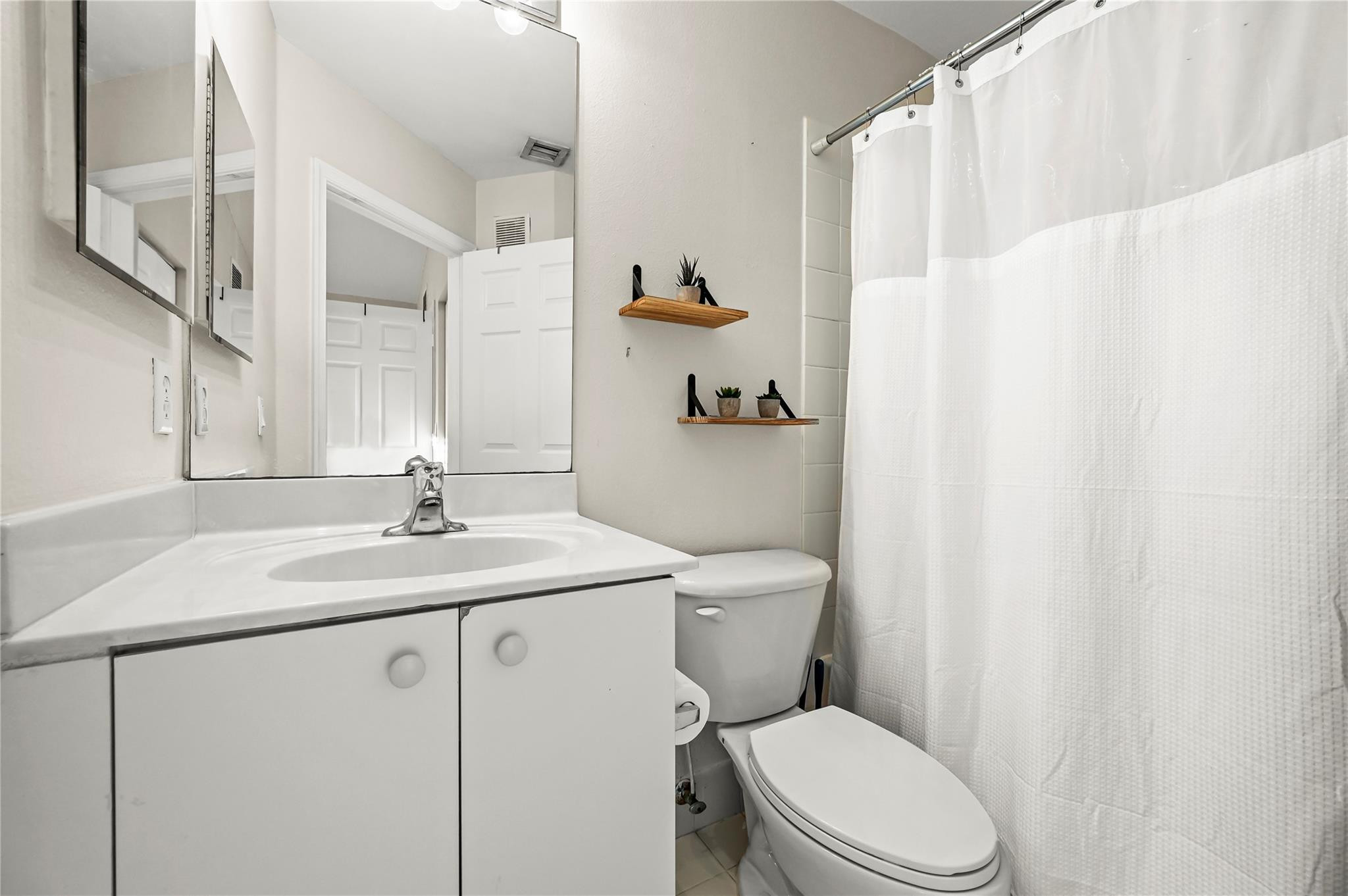 2827 Southwest 83rd Terrace, Unit 102 Miramar, FL 33025 - Photo 15 of 35 Photo 15