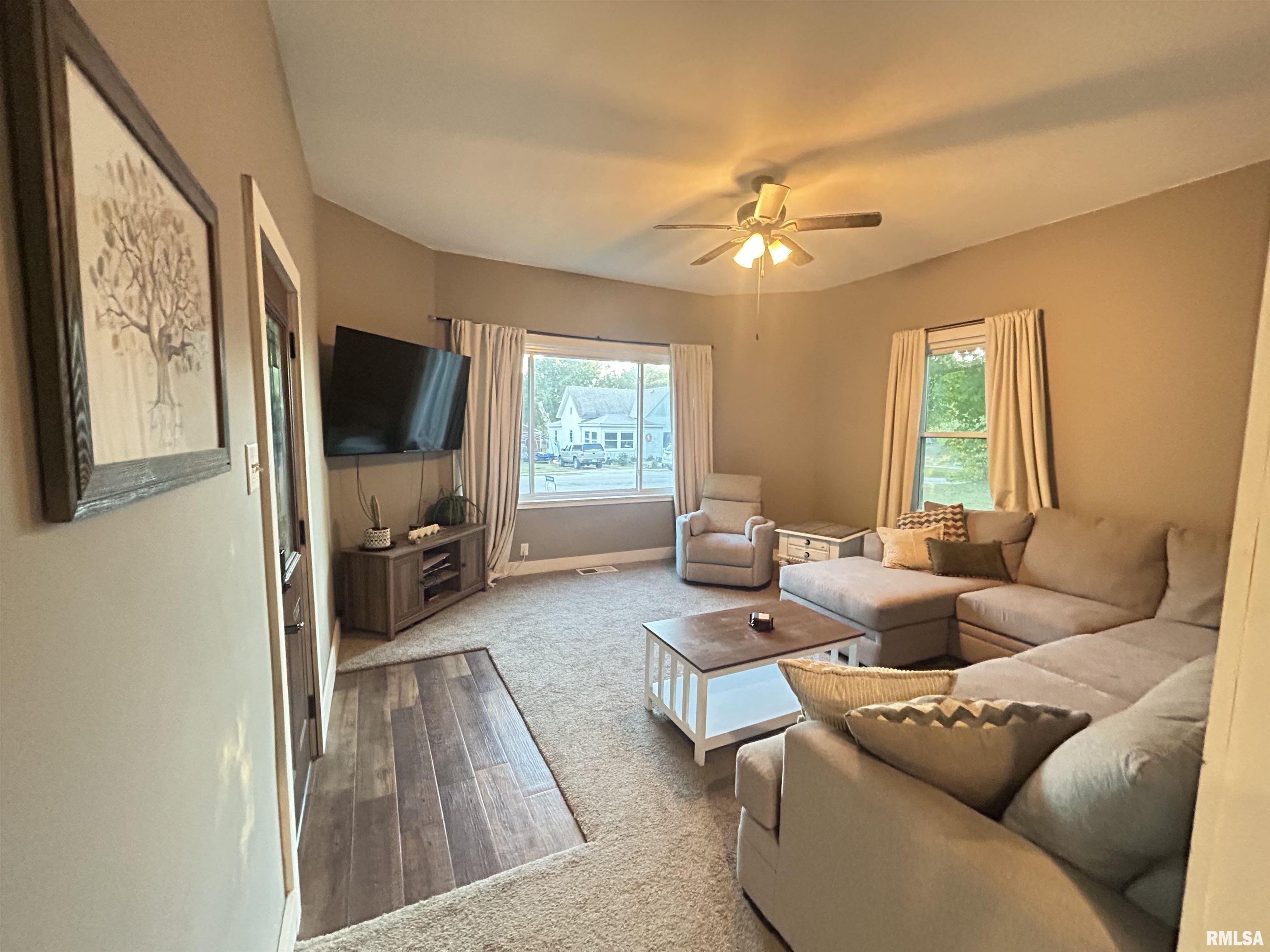 505 West Madison Street Athens, IL 62613 - Photo 19 of 29 Gallery Image 19