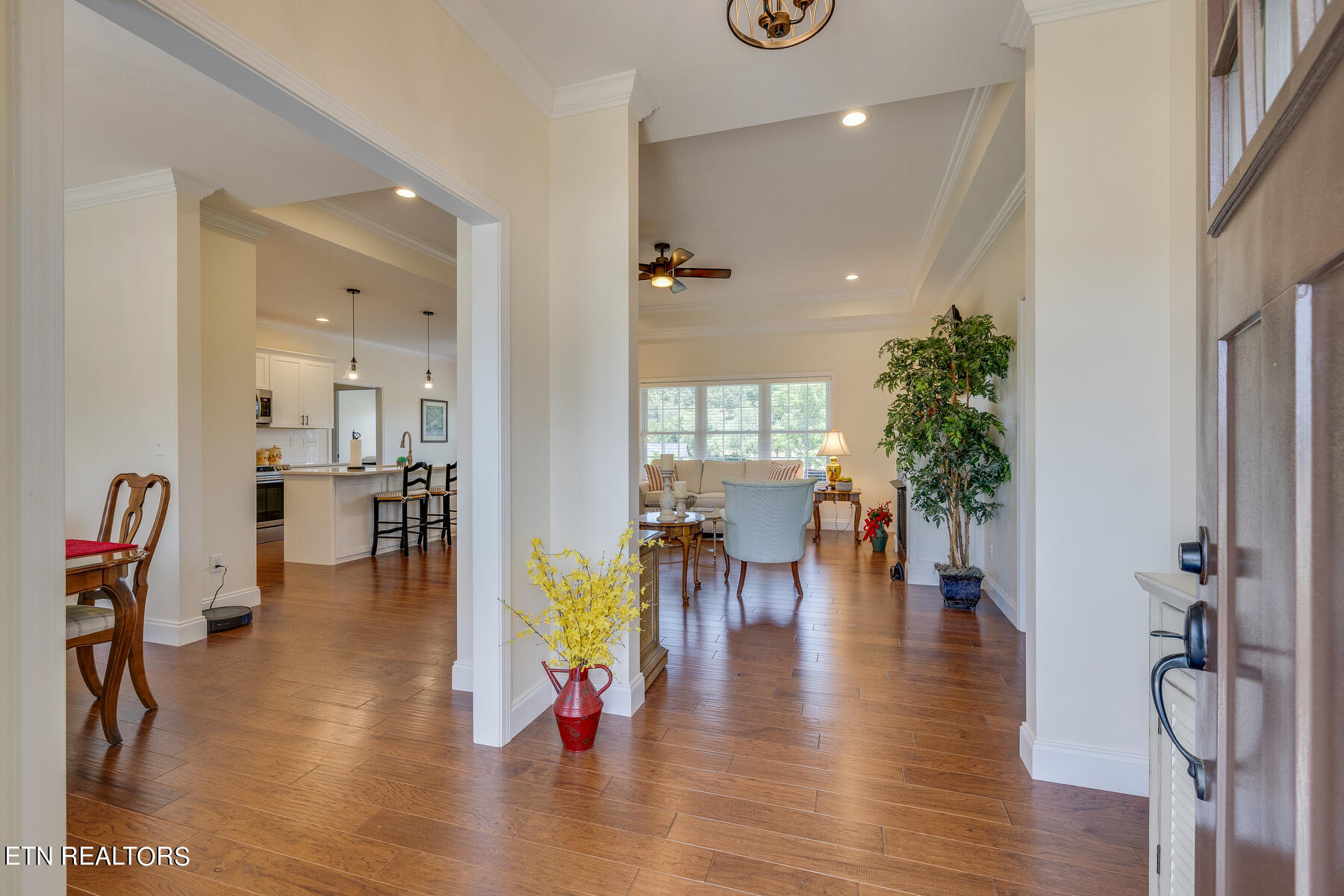 305 Saddle Ridge Court Greeneville, TN 37745 - Photo 13 of 40 005