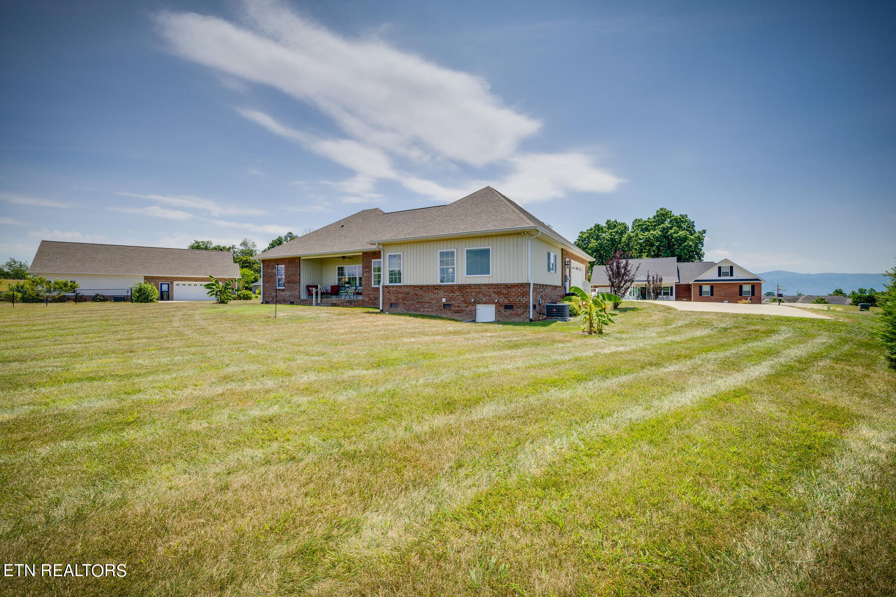 305 Saddle Ridge Court Greeneville, TN 37745 - Photo 34 of 40 032