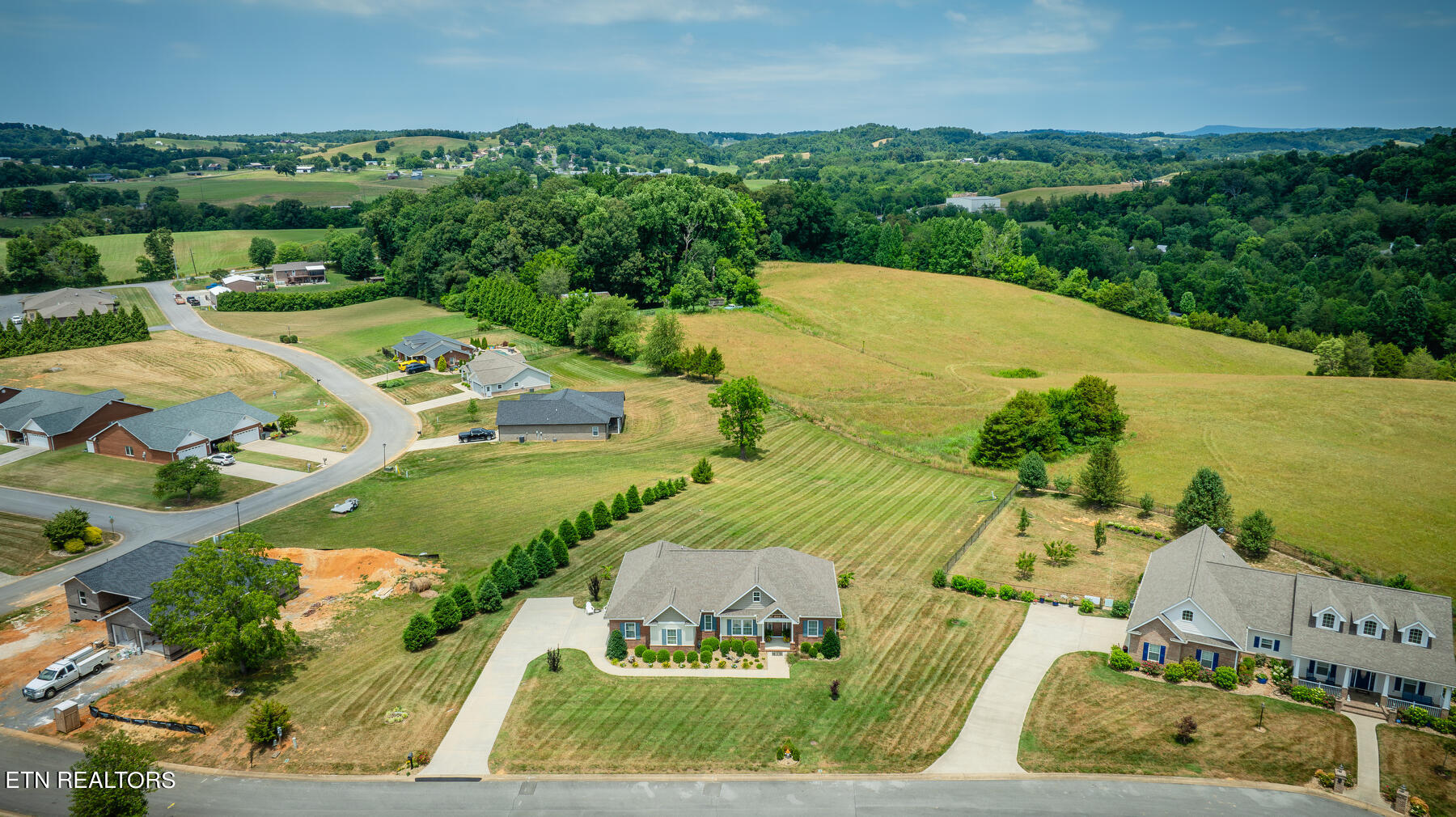 305 Saddle Ridge Court Greeneville, TN 37745 - Photo 37 of 40 102