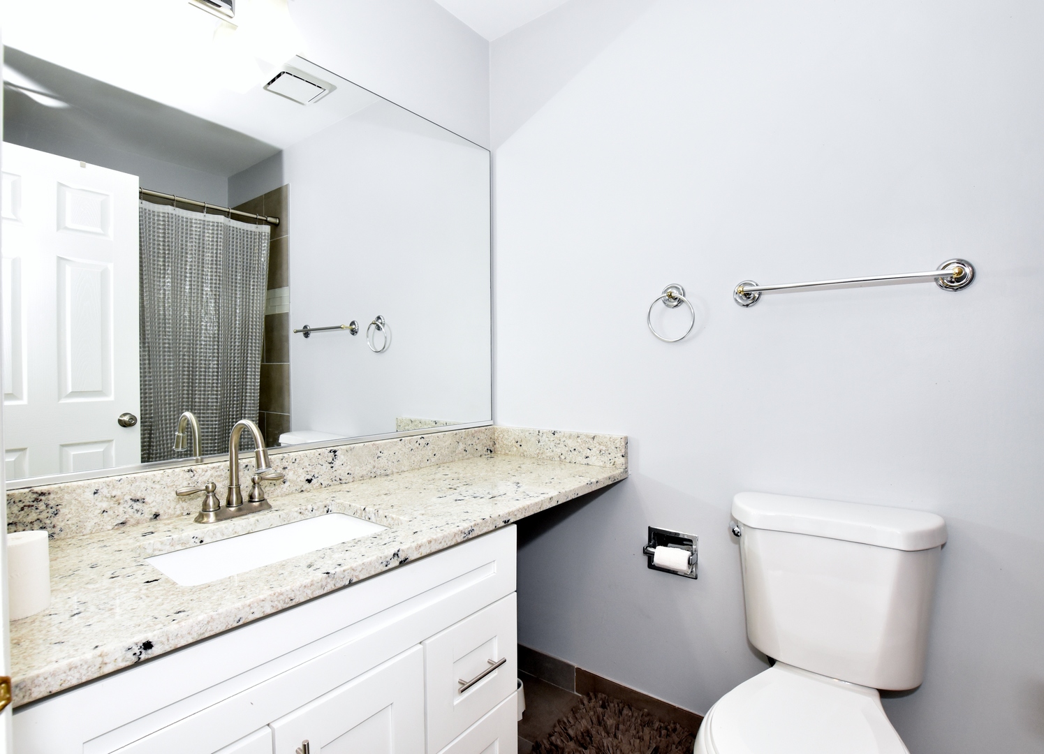 2004 North Silver Lake Road Arlington Heights, IL 60004 - Photo 15 of 24